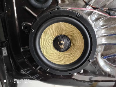斯柯达明锐汽车音响升级黄金声学GM165.2两分频，小改也能收获好音质