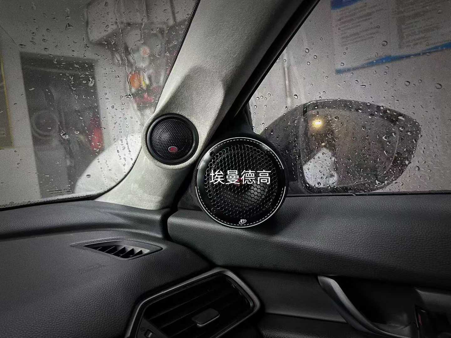十一代雅阁音响改装 德高 AS68.2+ST75 主动三分频